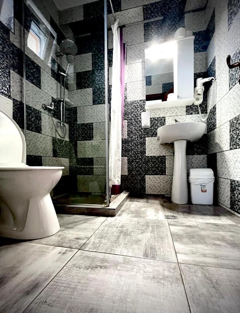 La Mateo Hotel Călimăneşti Buitenkant foto