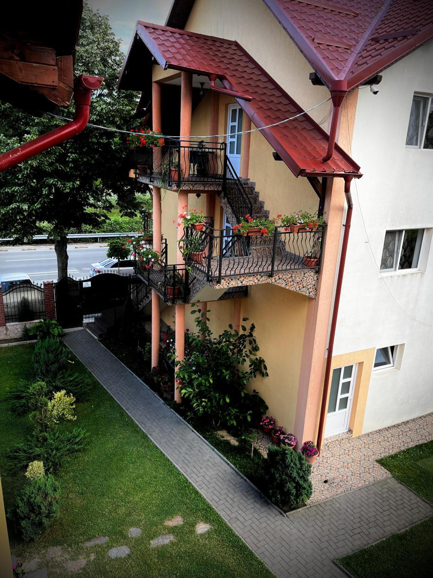 La Mateo Hotel Călimăneşti Buitenkant foto
